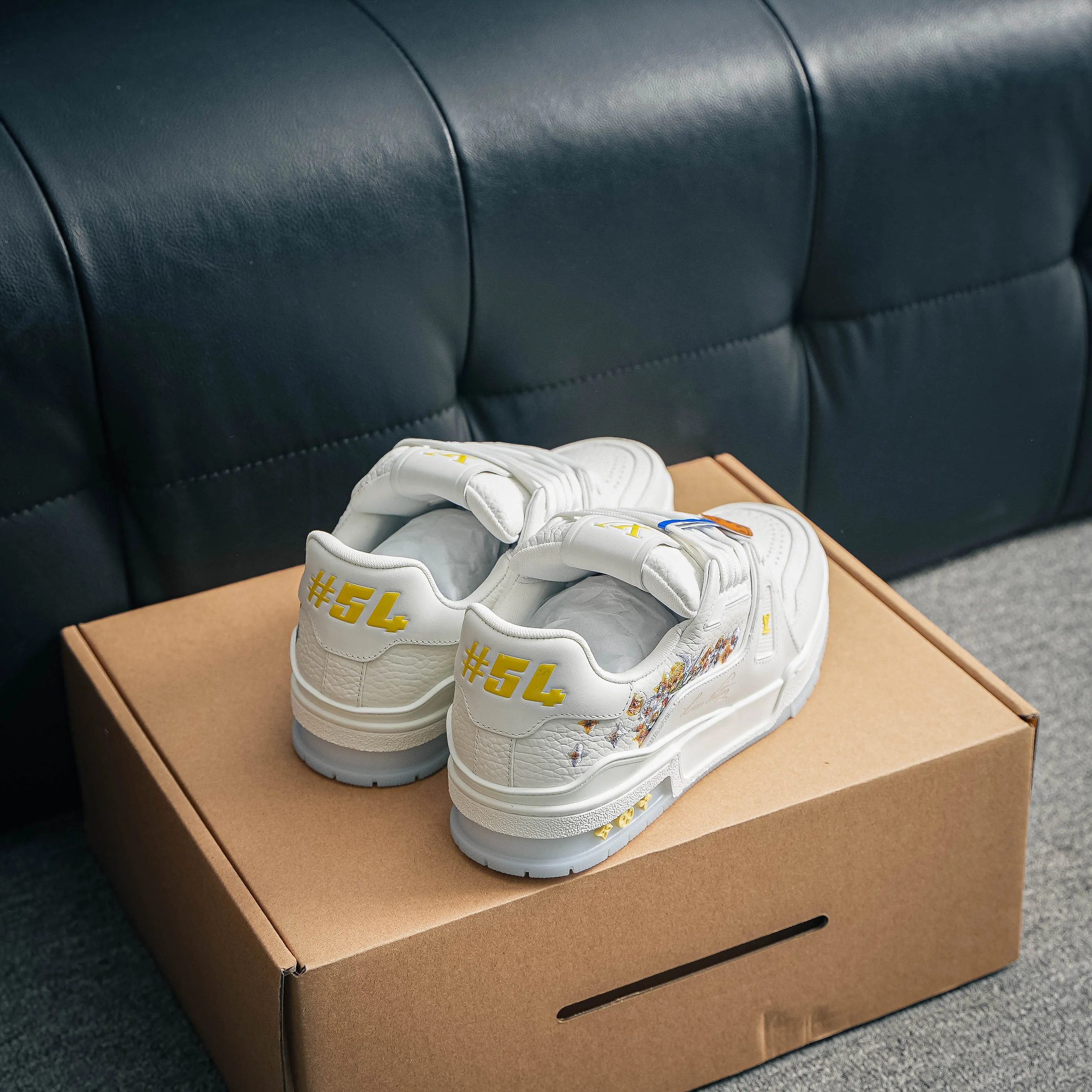 # LV Trainer Series Sneakers New Arrival ZP Shoes NFC 1:1 、